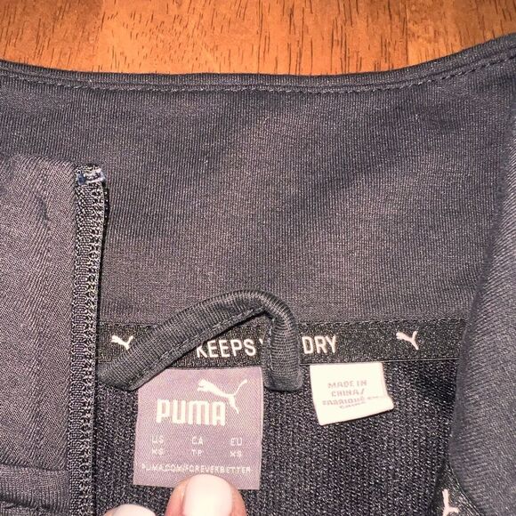 Very cute Puma Black Full Sleeve Jacket, size XS - Picture 5 of 7